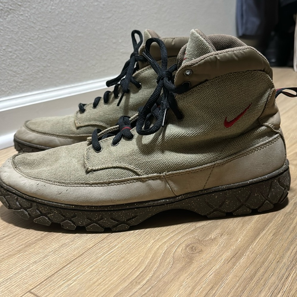 Nike ACG Mid/High Re-Grind Leather/Mesh Outdoor Hiking Sneaker Boots 13 Mens